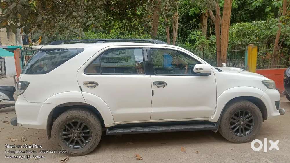 Toyota Fortuner 2016 Diesel 221000 Km Driven