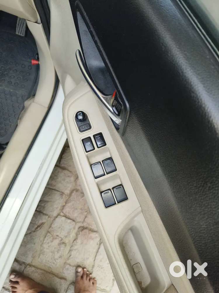 Maruti Suzuki Dzire 2023 Petrol 24000 Km Driven
