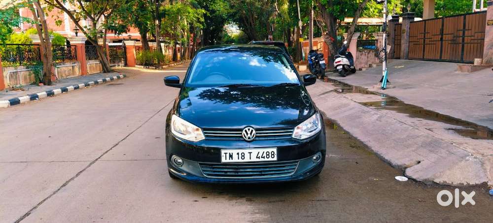 Volkswagen Vento 1.2 Tsi Highline At, 2014, Petrol