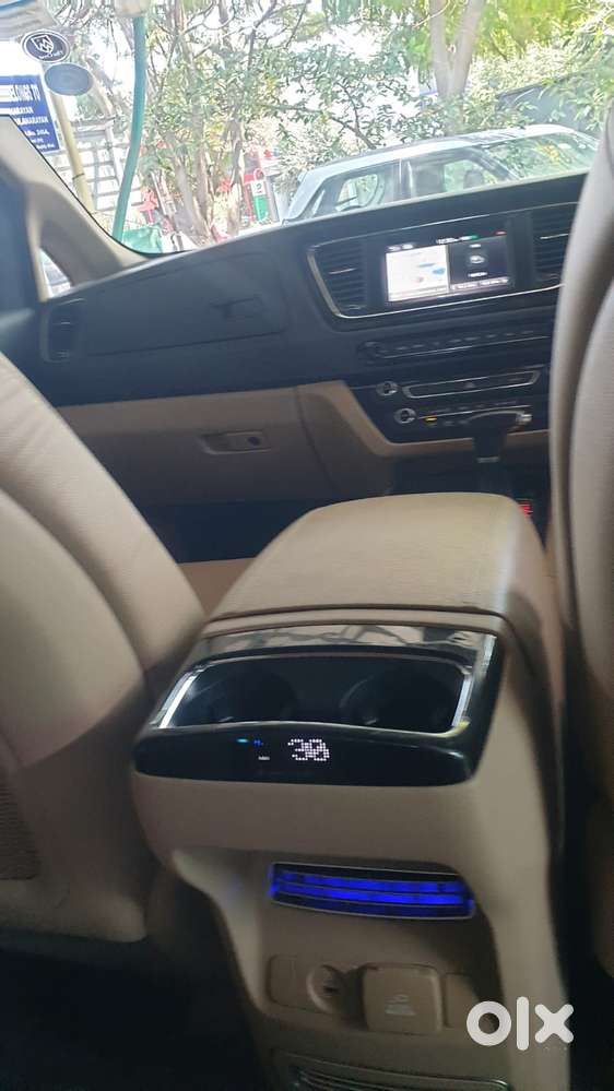 Kia Carnival Limousine Plus 7 Str, 2022, Diesel