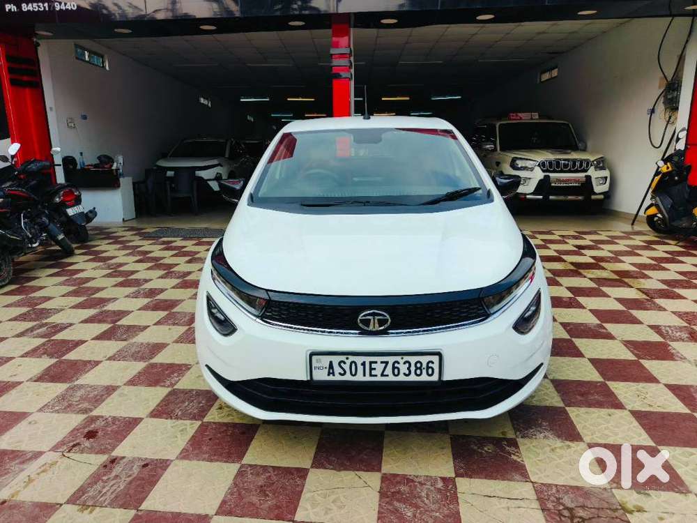 Tata Altroz 1.2 Xz (o), 2022, Petrol
