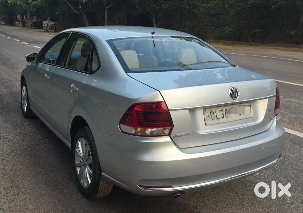 Volkswagen Vento 1.2 Highline Plus At 16 Alloy, 2016, Petrol