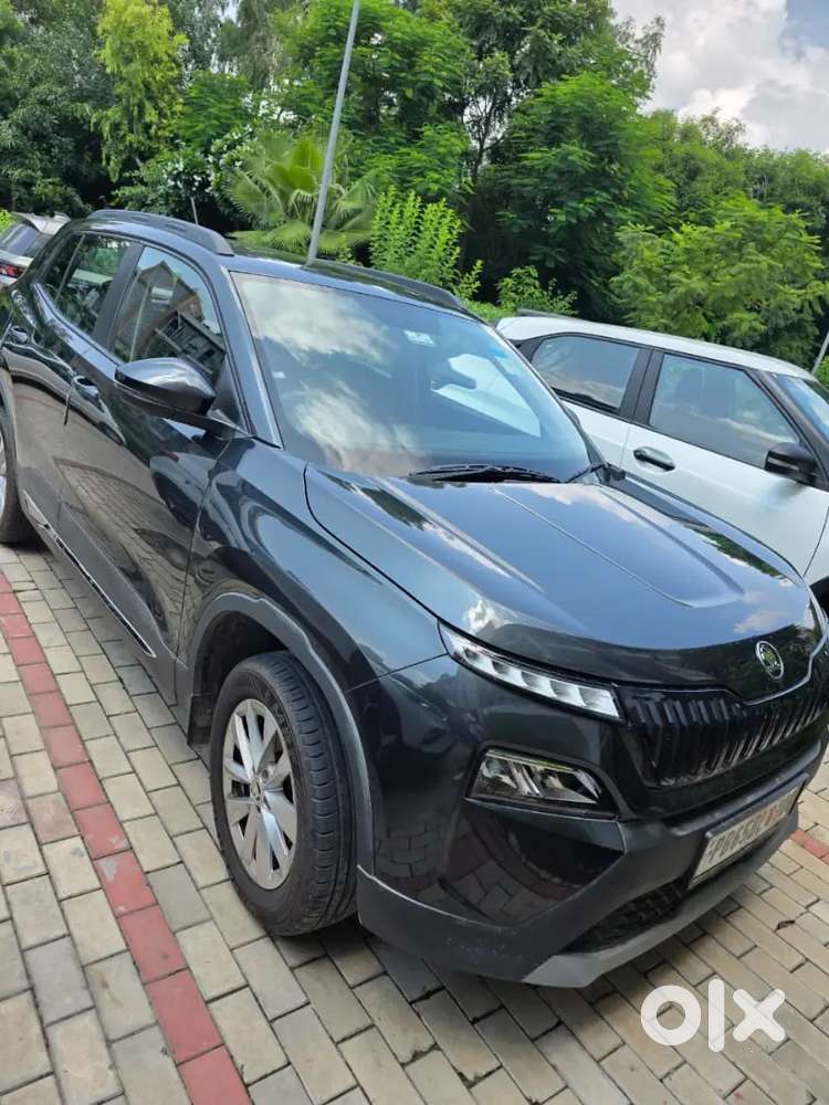 Skoda Kylaq Signature 2025