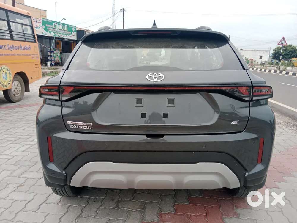 Toyota Urban Cruiser Taisor 2025 Petrol 150000 Km Driven