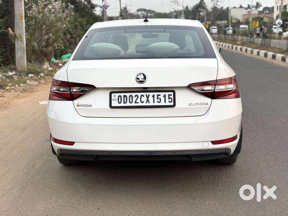 Skoda Superb Lk 2.0 Tdi At, 2019, Diesel