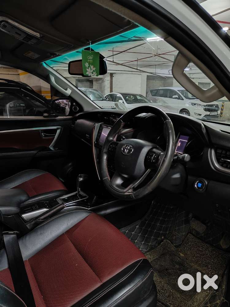 Toyota Fortuner Legender 4x4 At 2.8, 2023, Diesel