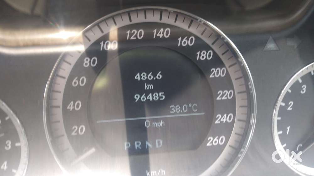 Mercedes-benz E-class E 200 Cgi Elegance, 2011, Petrol