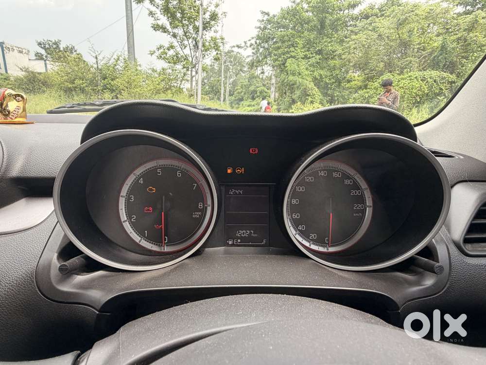 Maruti Suzuki Swift, 2023, Petrol