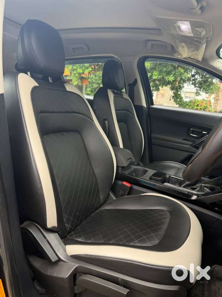 Tata Safari 2.0 Kryotec Xt Plus Dark Edition, 2023, Diesel