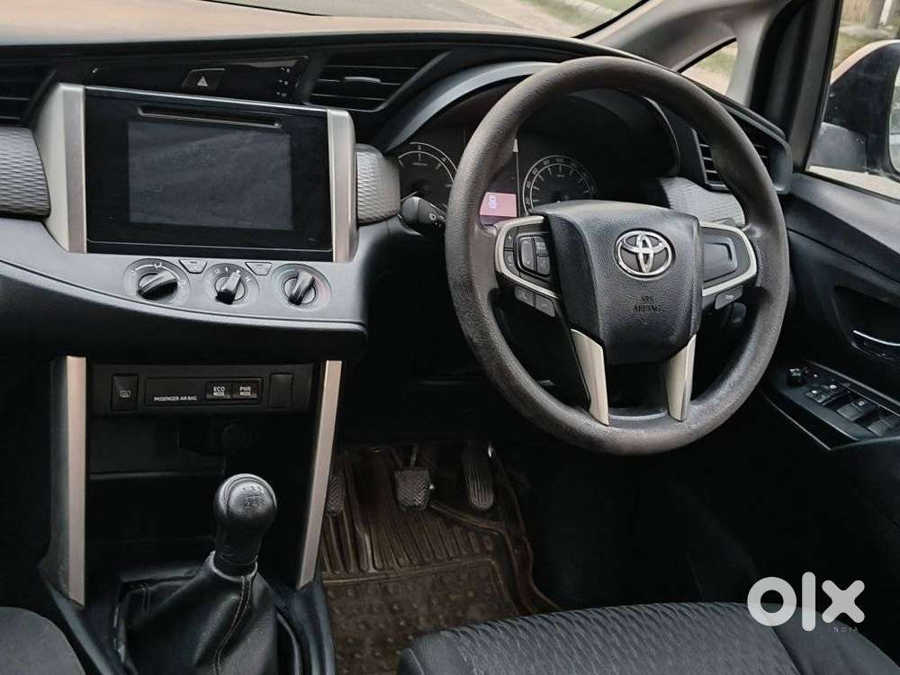 Toyota Innova Crysta 2.4 G Mt 7 Str, 2018, Diesel