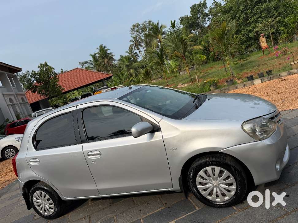 Toyota Etios Liva, 2013