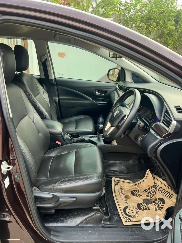 Innova Crysta 2.4 Gx At