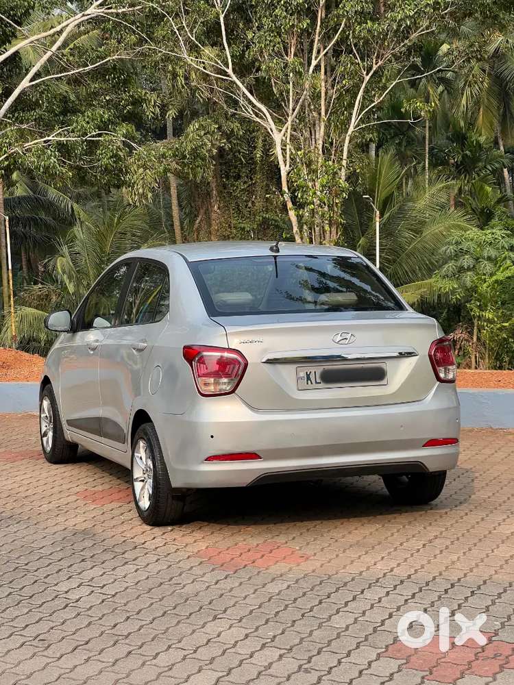 Hyundai Xcent 2014 Diesel Sx 130000 Km Driven