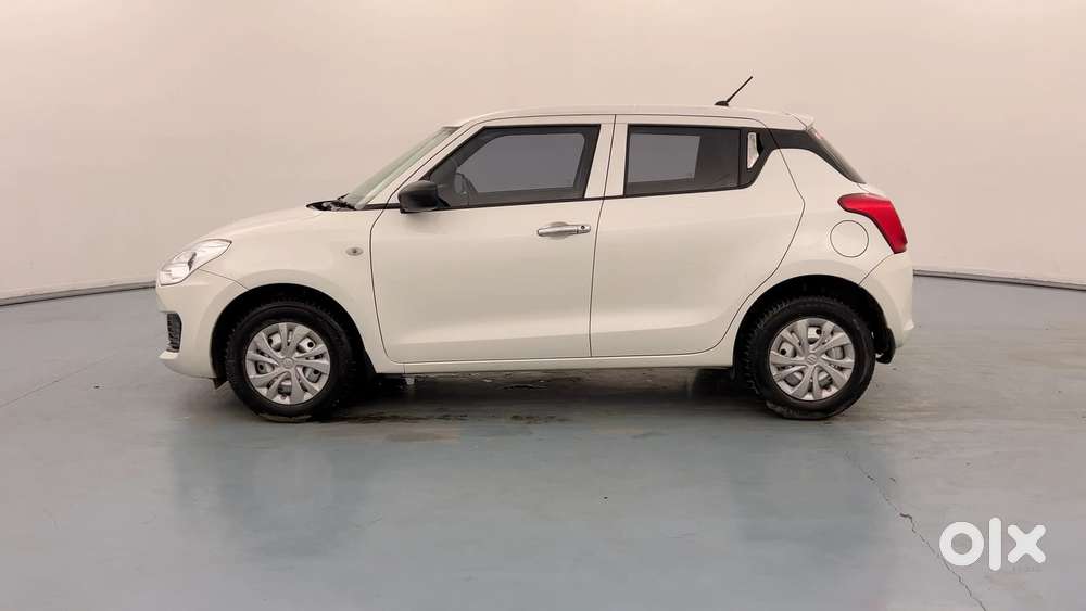 Maruti Suzuki Swift 1.3 Lxi, 2020, Petrol