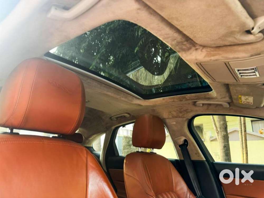 Jaguar Xf 2.0 Diesel Portfolio, 2017