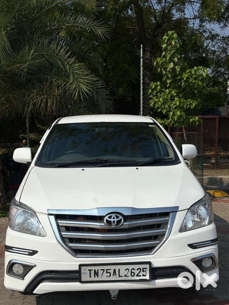Toyota Innova 2011 Diesel Well Maintained