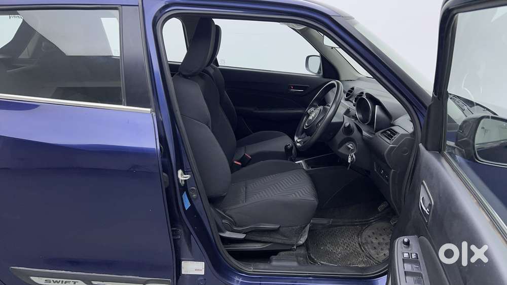Maruti Suzuki Swift 2018 Vxi, 2022, Petrol