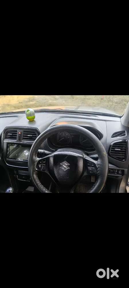 Maruti Suzuki Brezza Zdi + 2018 Top Condition