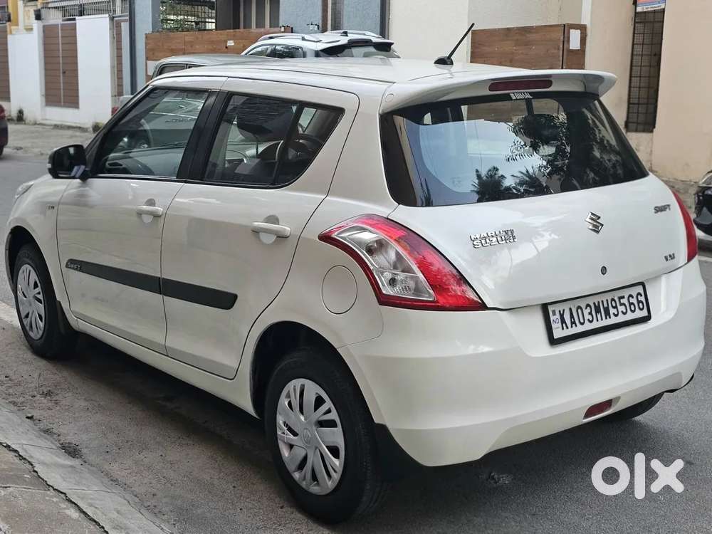 Maruti Suzuki Swift 1.3 Vxi, 2015, Petrol