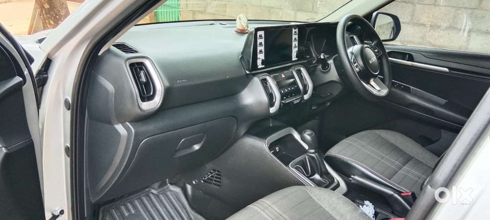 Kia Sonet G 1.2 5mt Htk(o), 2024, Petrol