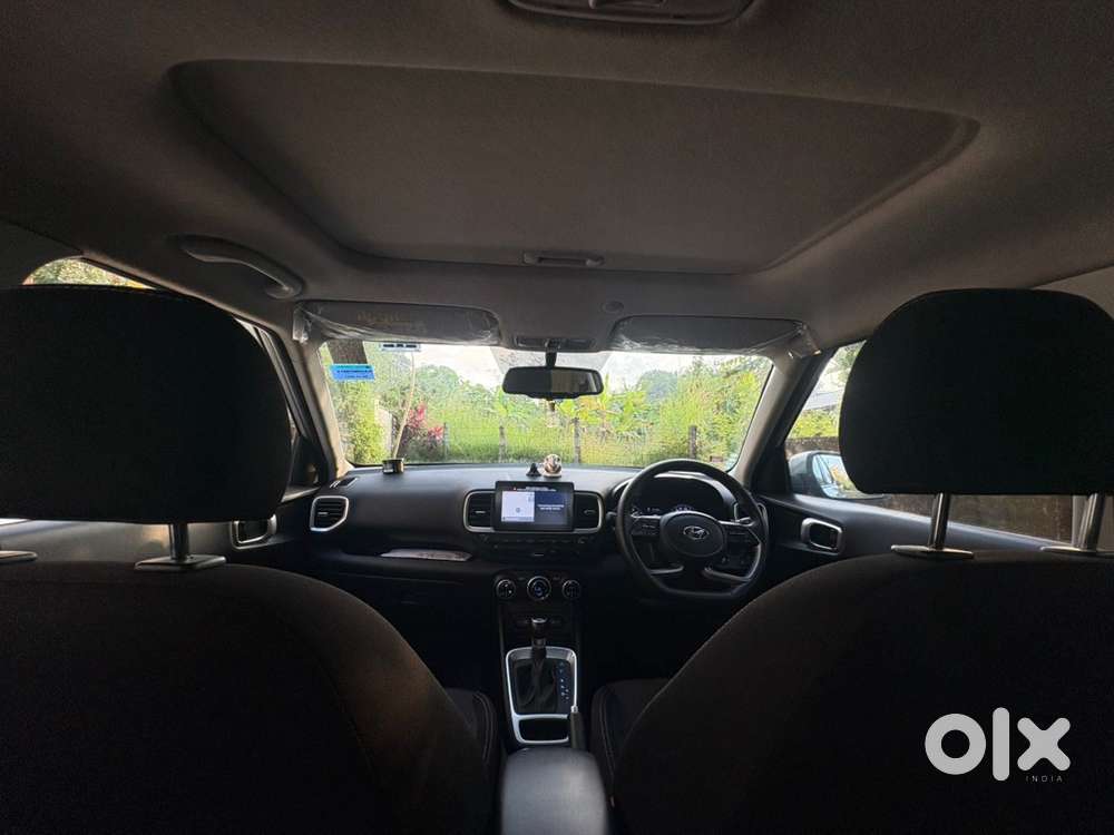 Hyundai Venue 2021 Petrol Well Maintained