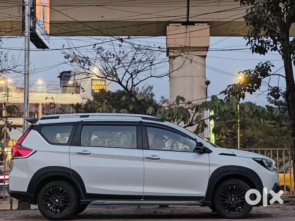 Maruti Suzuki Xl6 1.5 Alpha At, 2022, Petrol