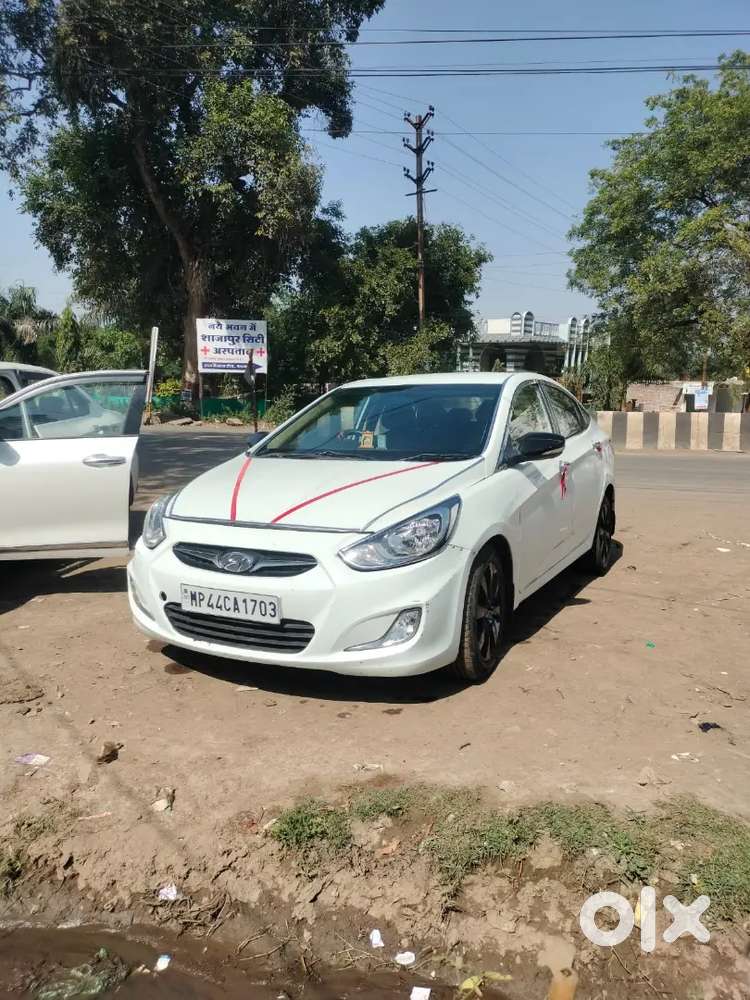 Hyundai Verna Sx O 2012