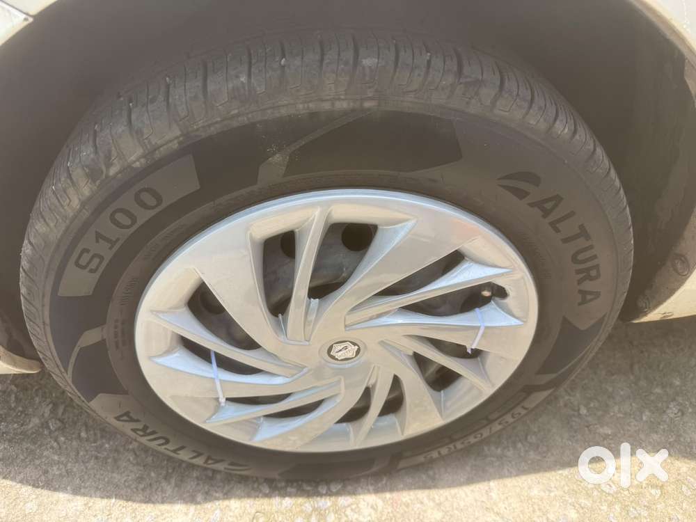 Maruti Suzuki Ertiga 1.5 Vxi, 2022, Petrol