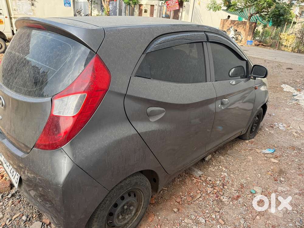 Hyundai Eon 2016 Petrol Well Maintained