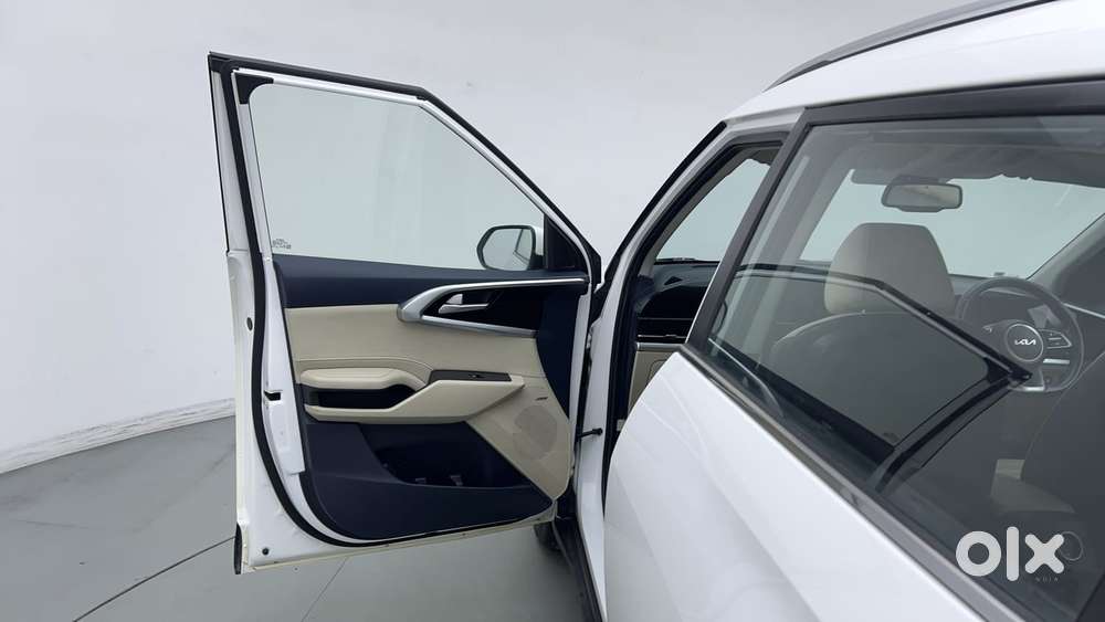 Kia Carens 1.5 Luxury Plus Diesel At 6 Str, 2022, Diesel