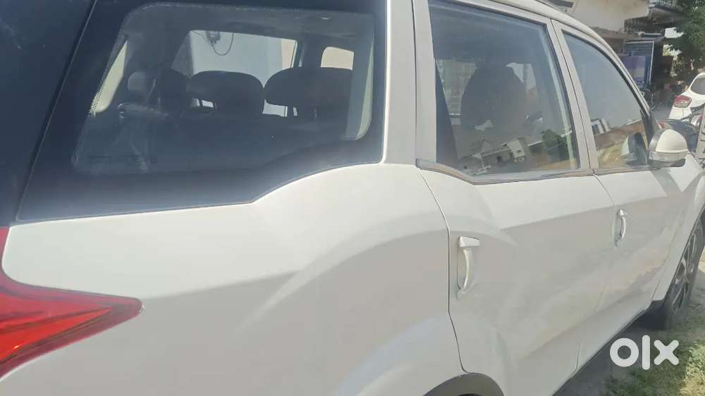 Mahindra Xuv500 2018 Diesel Well Maintained