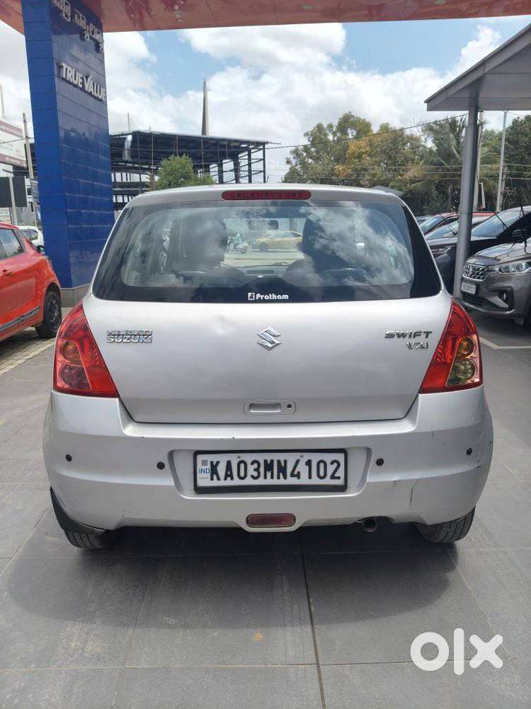 Maruti Suzuki Swift Vxi Bsiv, 2010, Petrol