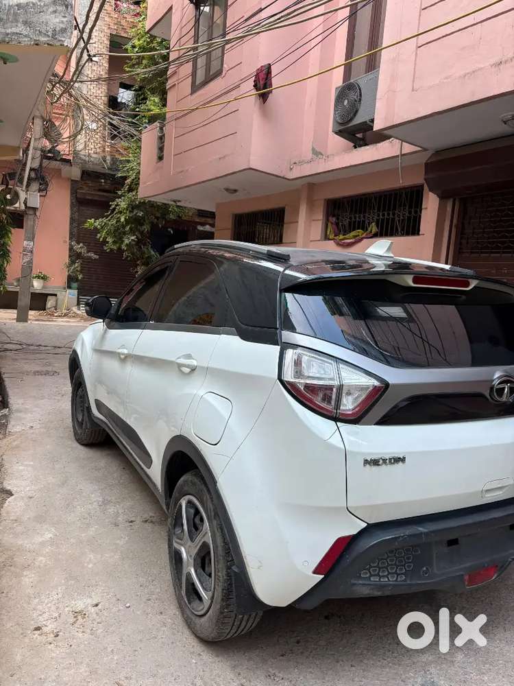 Tata Nexon Revotron Xt 2018