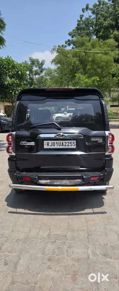 Mahindra Scorpio Classic 2009