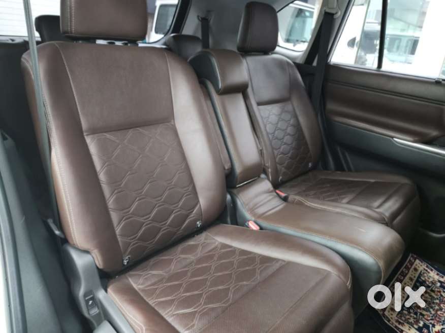 Toyota Innova Crysta