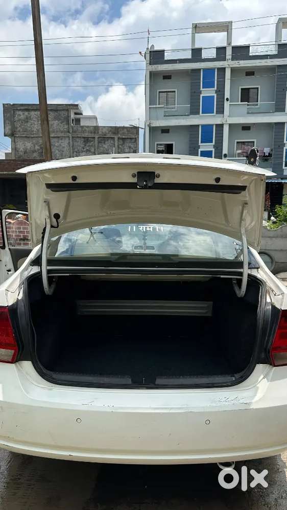 Volkswagen Vento 2015 Petrol Automatic