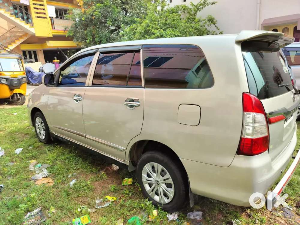 Toyota Innova 2013 Diesel Car