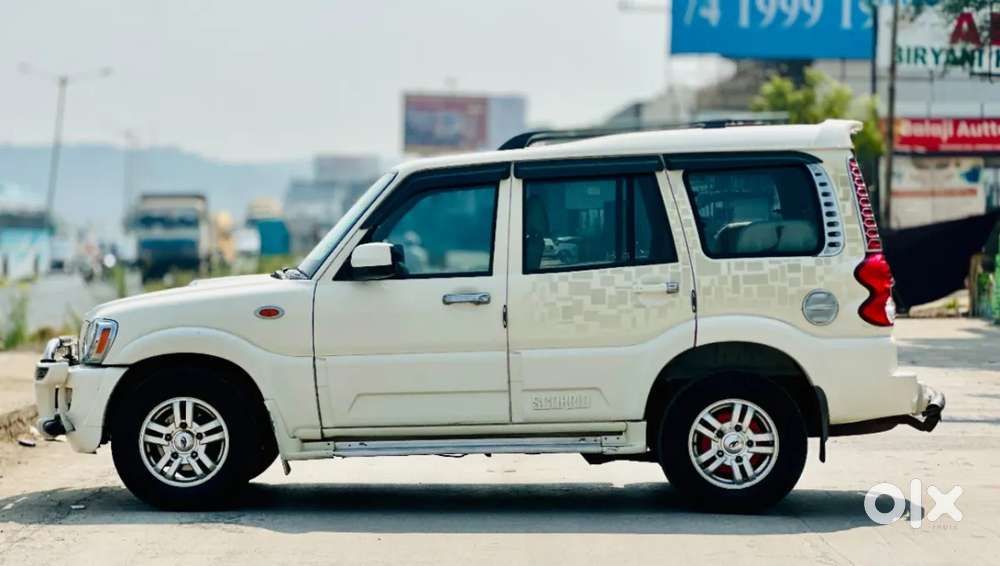 Mahindra Scorpio Vlx 2wd Bsiv, 2014, Diesel