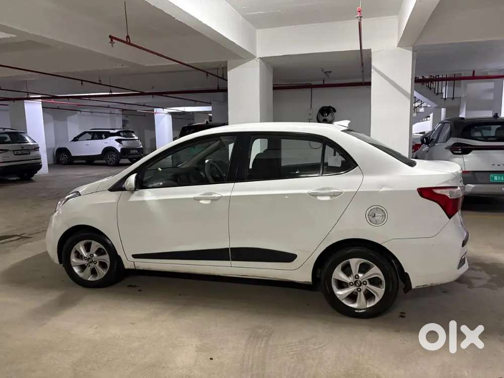 Hyundai Xcent 2017 Car