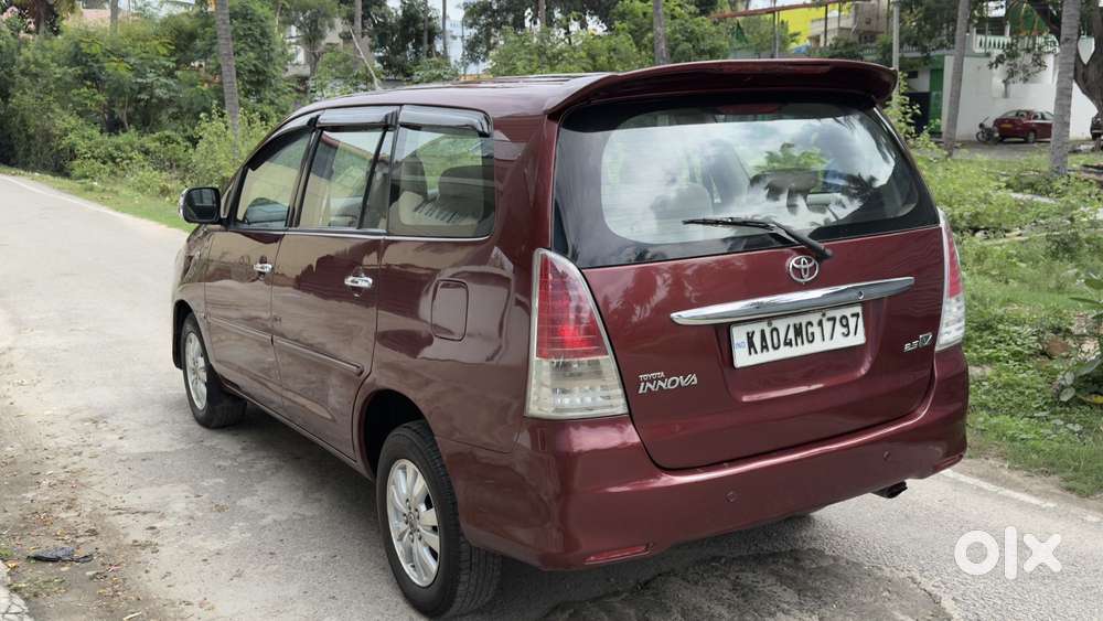 Toyota Innova 2.0 Vx 8 Str, 2009, Diesel