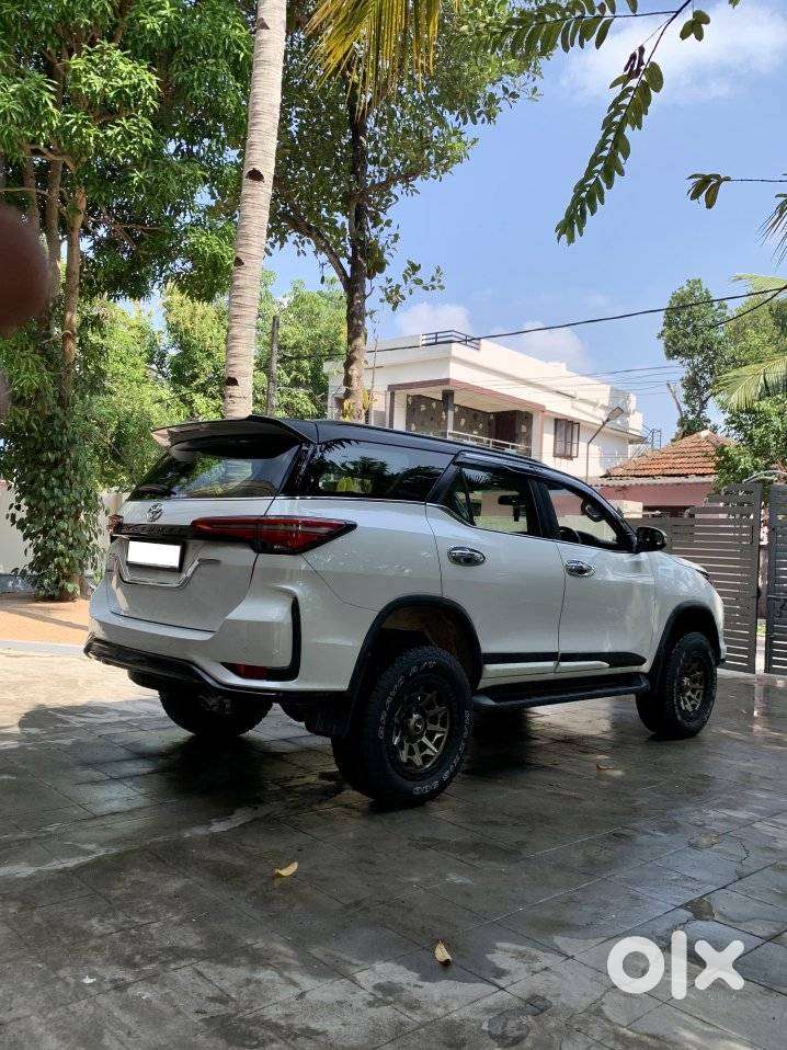 Toyota Fortuner Legender 4x2 At 2.8, 2023, Diesel