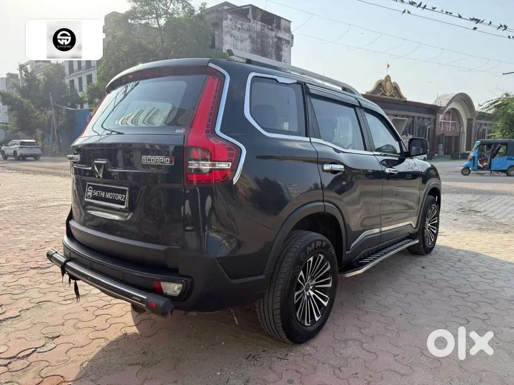 Mahindra Scorpio N Z2 Petrol Mt 7 Str, 2024, Petrol