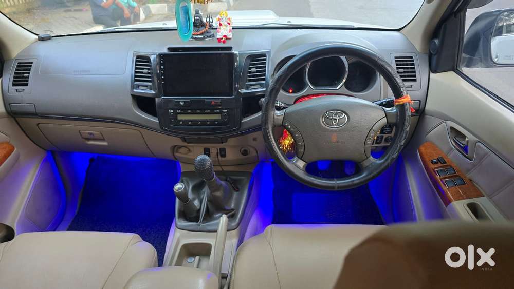 Toyota Fortuner 3.0 4x4 Manual, 2011, Diesel