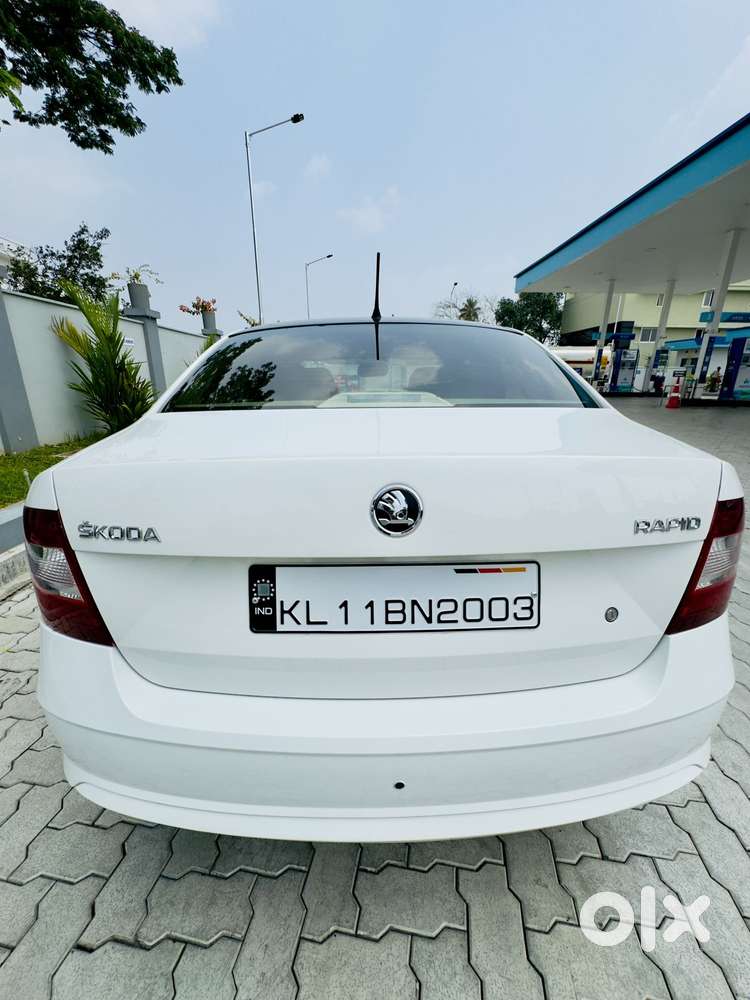 Skoda Rapid [2016-2020] 1.6 Active Plus Mpi, 2019, Petrol