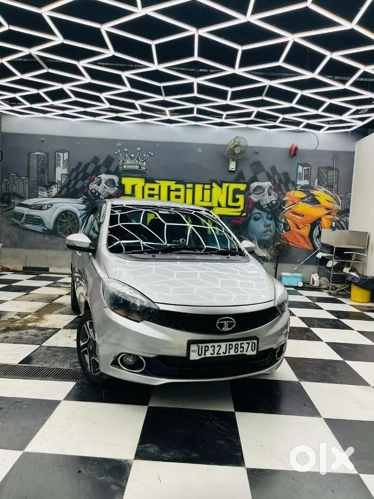 Tata Tigor Petrol 2018 Variant Last Year