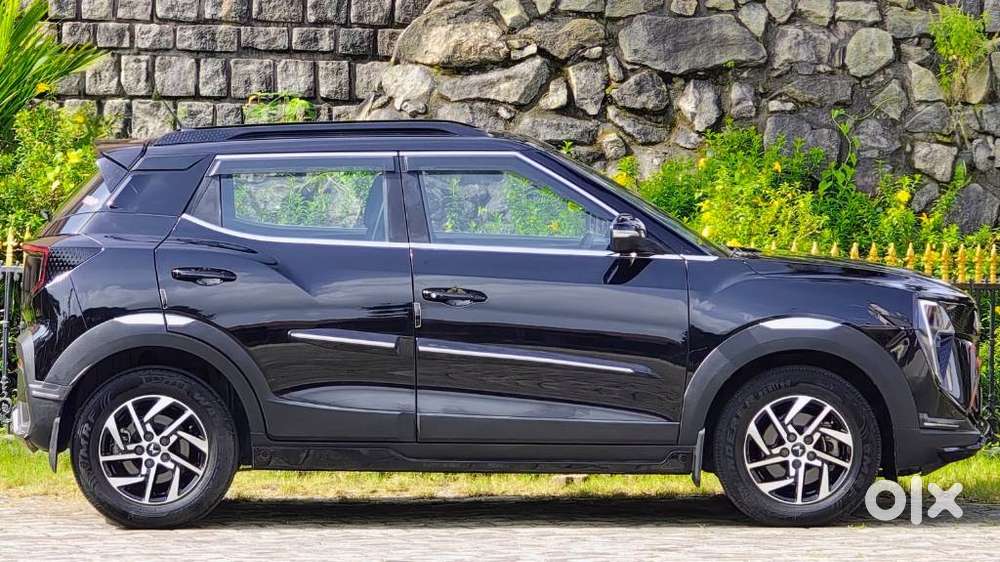 Mahindra Xuv 3xo Ax5 Ds Mt, 2024, Diesel