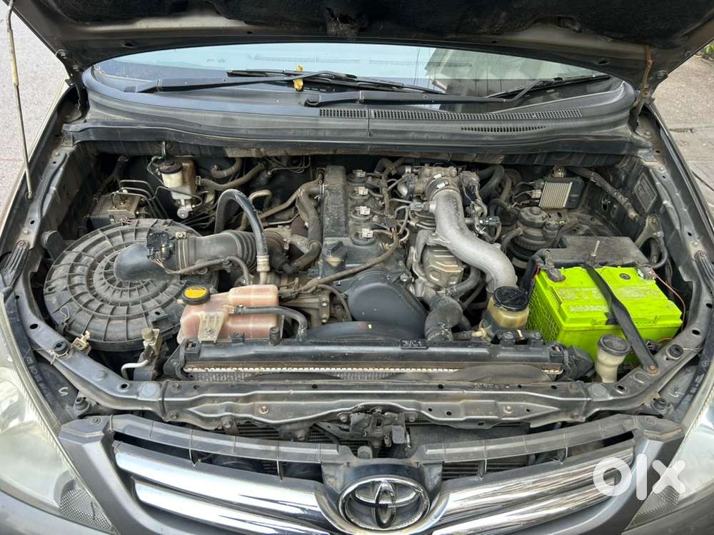 Toyota Innova Diesel 2011