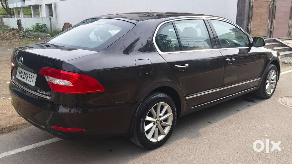 Skoda Superb 1.8 Elegance Tsi At, 2015, Petrol
