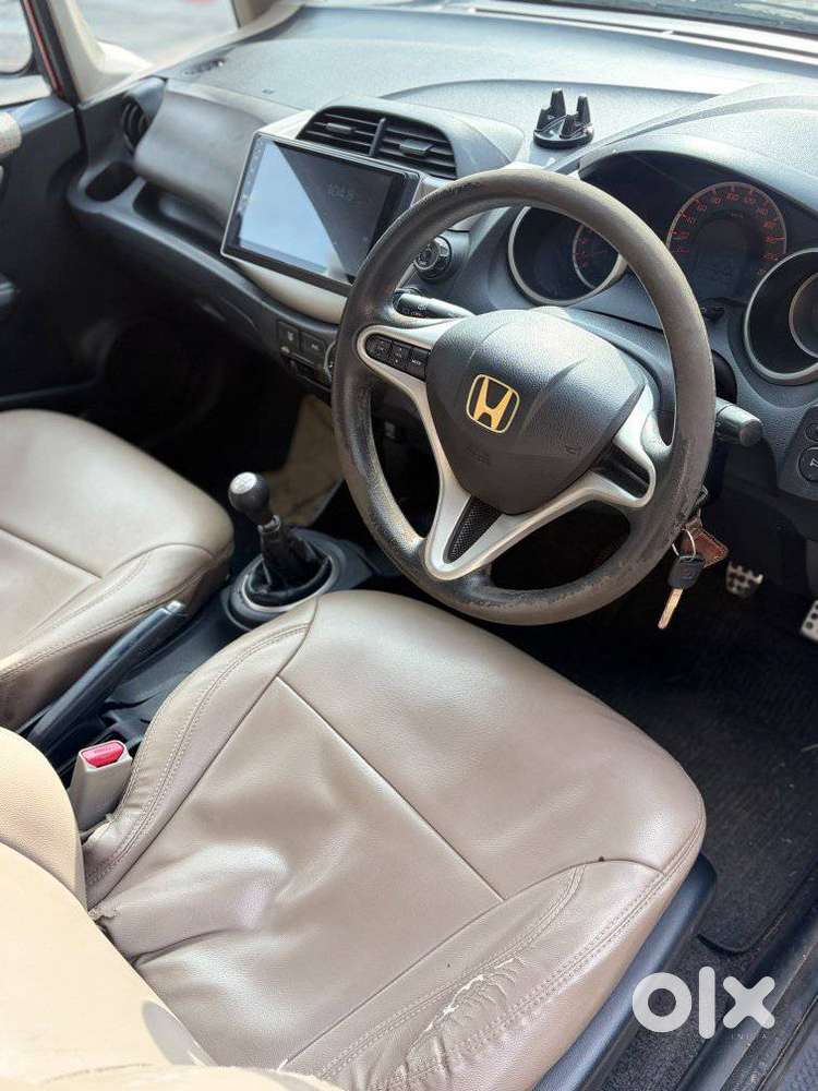 Honda Jazz 1.2 V I Vtec Privilege, 2009, Cng & Hybrids