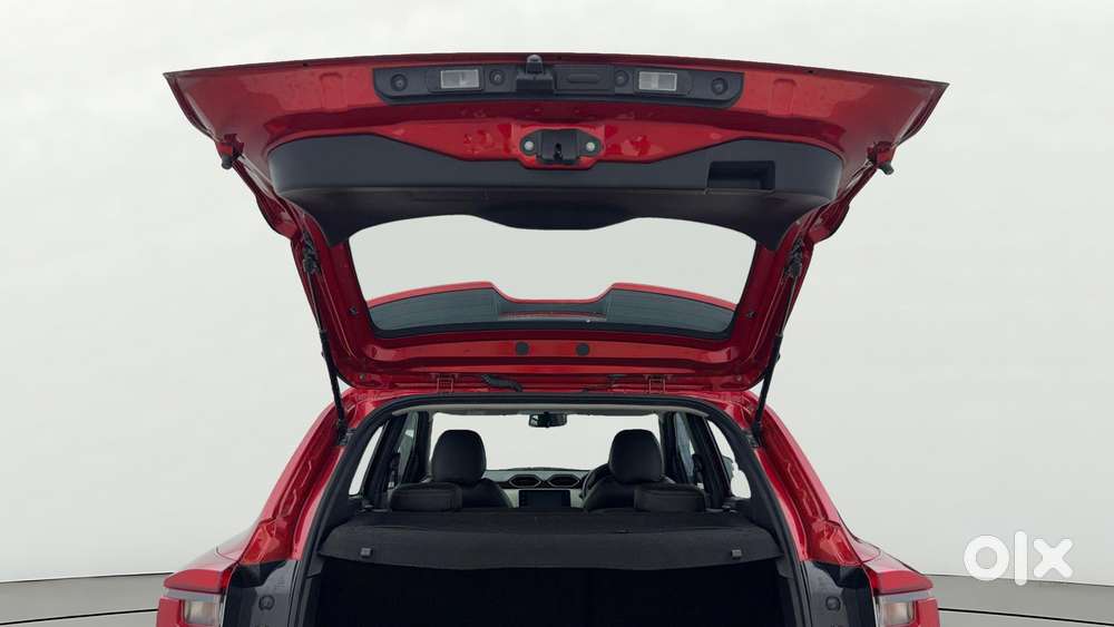 Nissan Magnite 1.0 Xv, 2023, Petrol